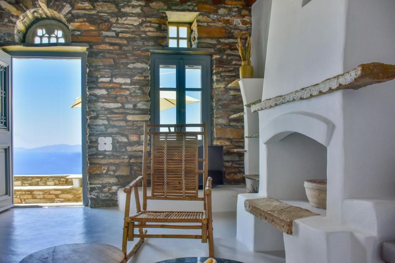 Living Theros Luxury Suites Kardhiani Luaran gambar
