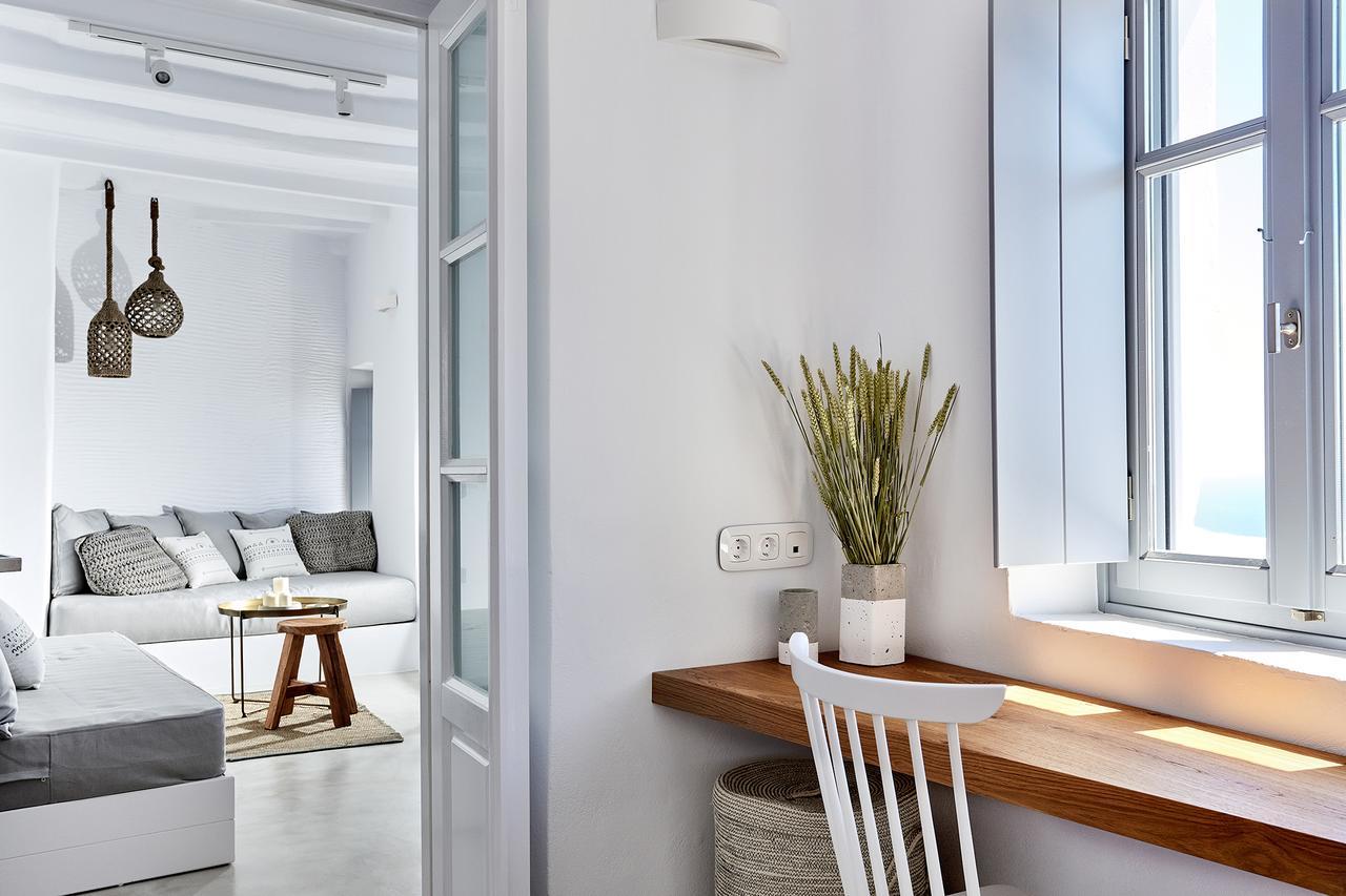 Living Theros Luxury Suites Kardhiani Luaran gambar